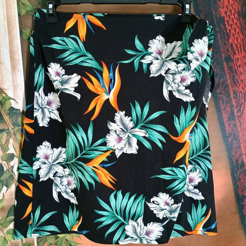 EUC VTG Scorpio Sz M Black Floral Bird of Paradise Tropical Wrap Skirt USA Made